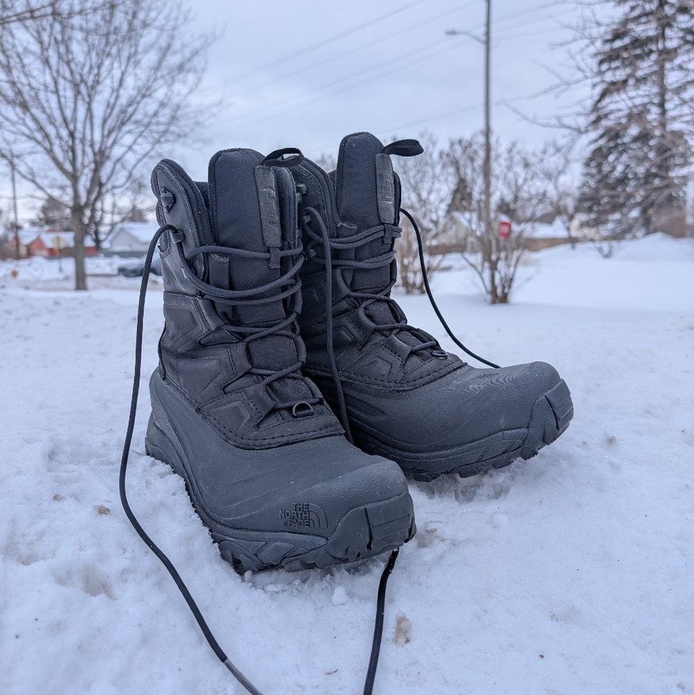 North Face Men's Chilkat 400 - Size 10.5